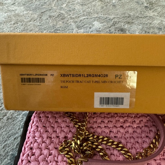 AUTHENTIC TODS RAFFIA STRAW CROCHET CLUTCH BAG PURSE LIKE NEW BARBIE PINK COLOR - Picture 12 of 16